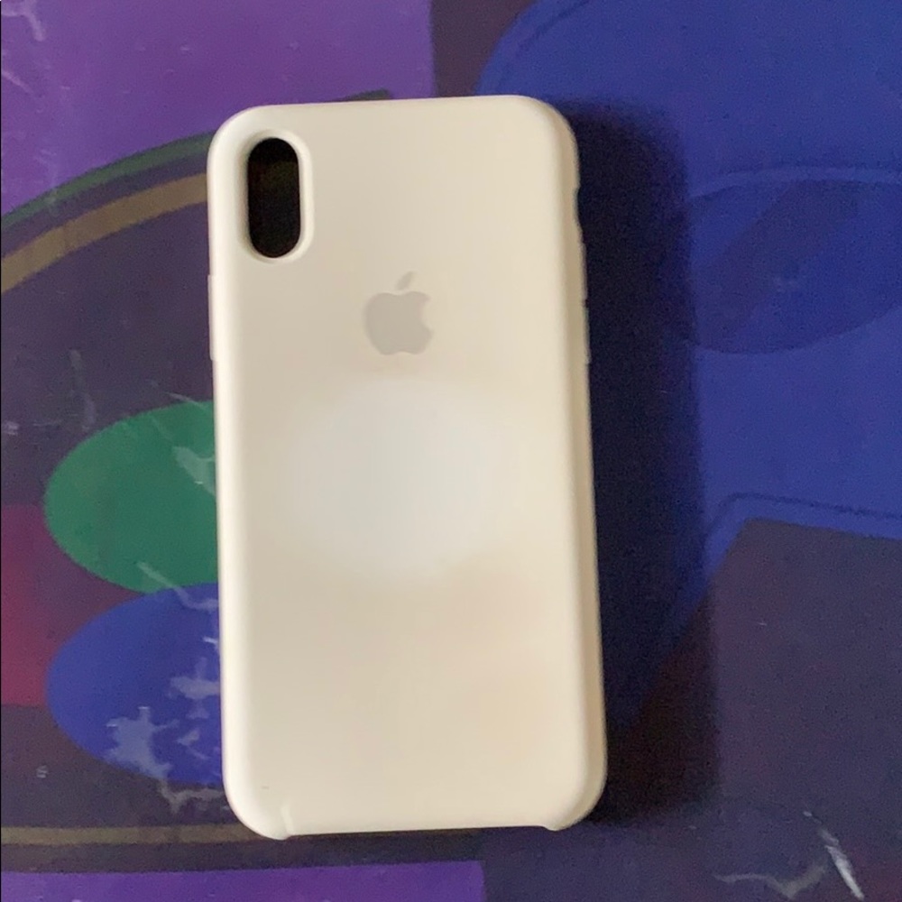 iPhone white case